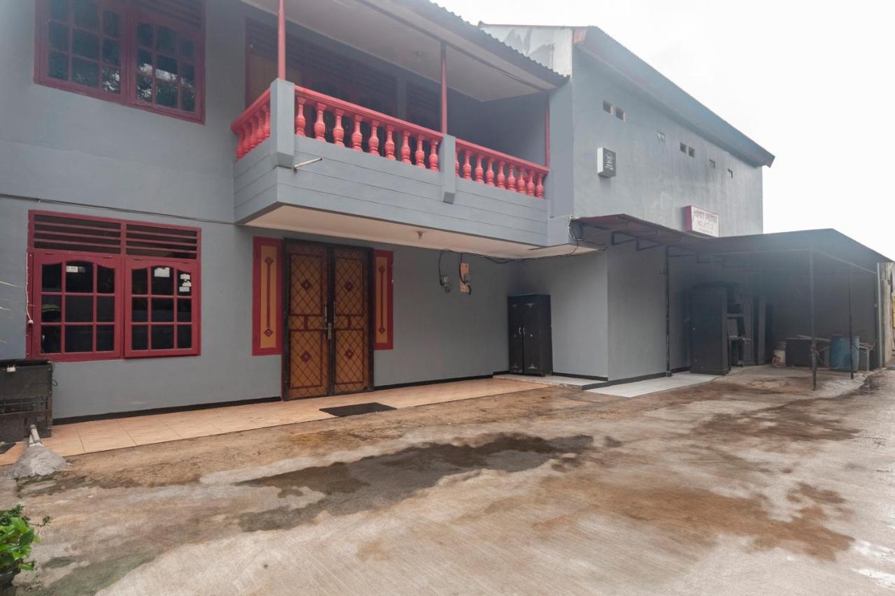 Hotel Oyo Life 3034 Taman Melati à Depok Extérieur photo